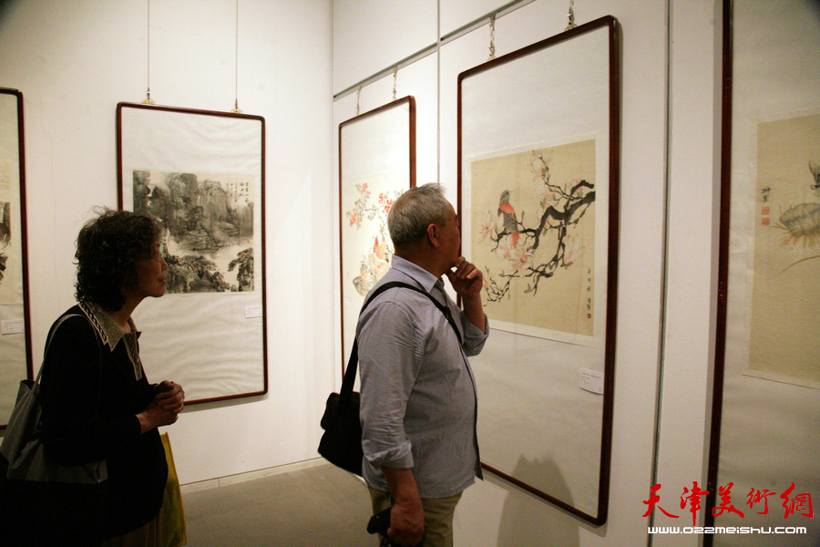 “津门画语”津门书画院第五届年展在天津美术馆开展，图为展览现场。