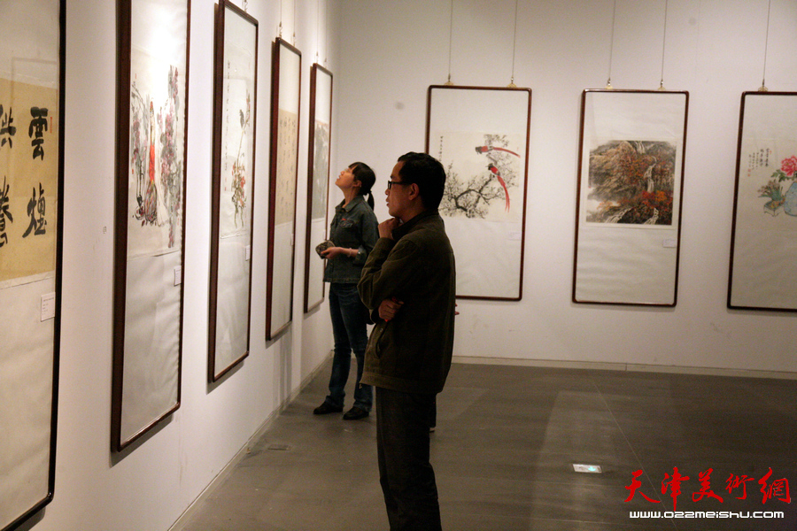 “津门画语”津门书画院第五届年展在天津美术馆开展，图为展览现场。