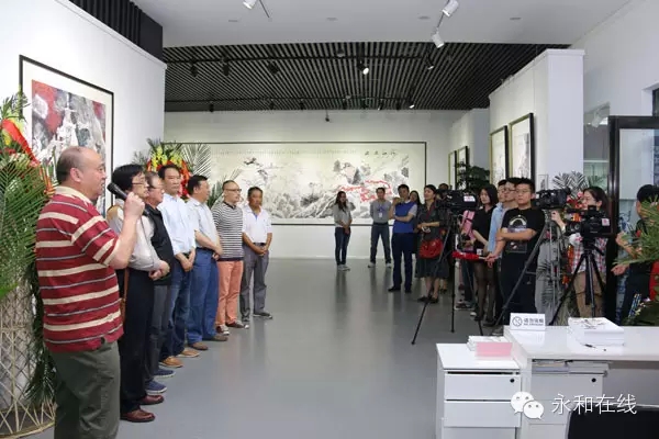 5月16日，“津门松风·马寒松人物画展”在郑州开幕