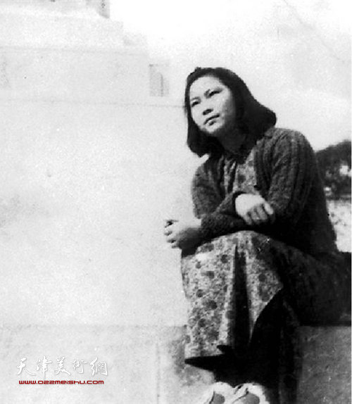 1939年学生时代的邹佩珠
