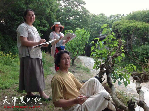 图为郑岱、郑文忠、孙瑜。