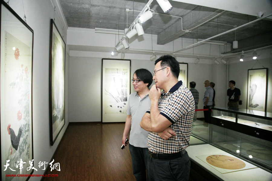 “守正——霍春阳师生作品展”在鸿德艺术馆开幕，图为