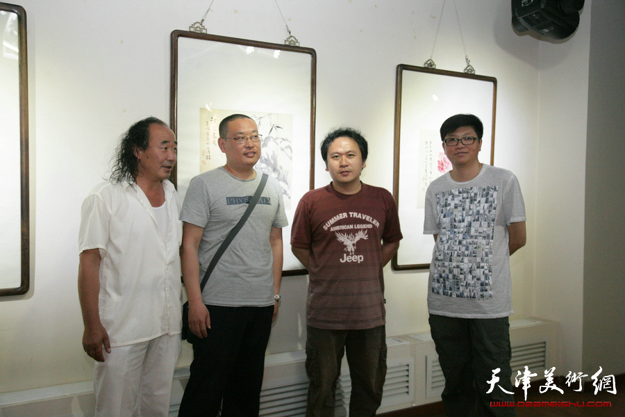 “守正——霍春阳师生作品展”在鸿德艺术馆开幕，图为