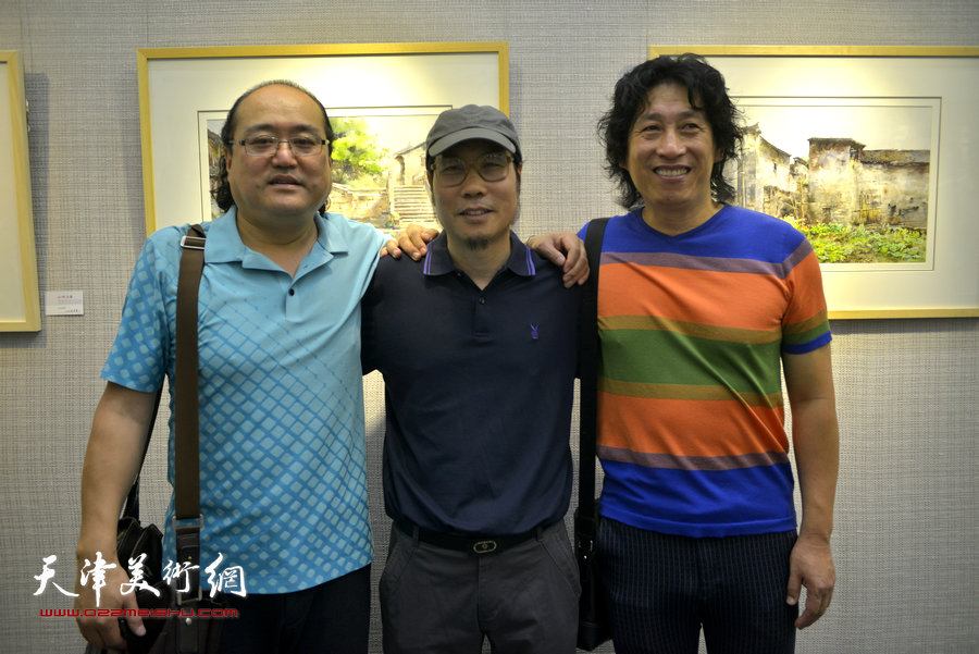 左起：李文龙、杨俊甫、赵鹤。
