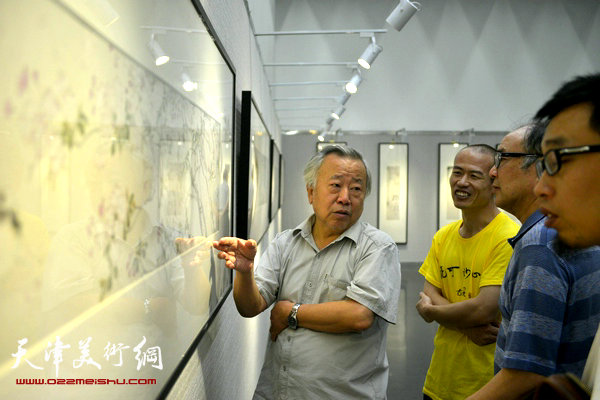 悦可妙心—张建永中国画小品展在天津图书馆开展，图为