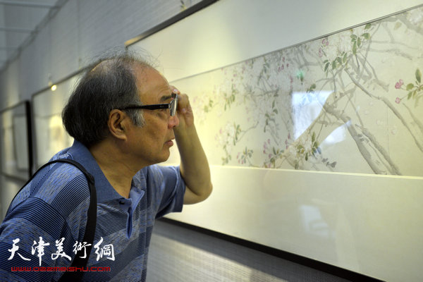 悦可妙心—张建永中国画小品展在天津图书馆开展，图为