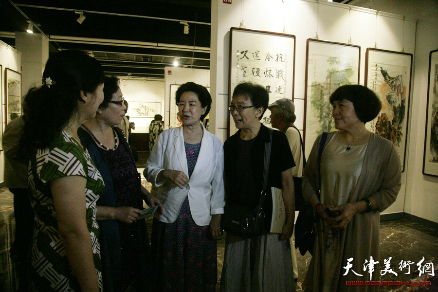 胜兵如歌—全国百家书画作品展7月31日在天津日报美术馆开幕。