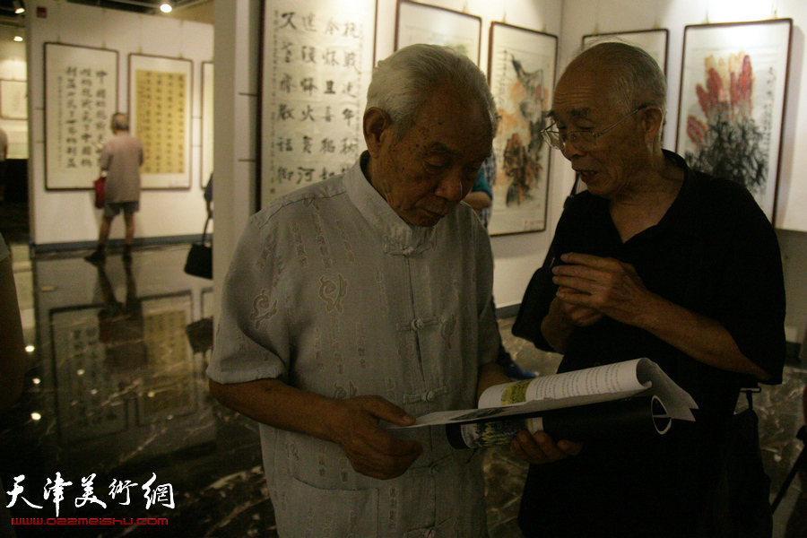 胜兵如歌—全国百家书画作品展7月31日在天津日报美术馆开幕。