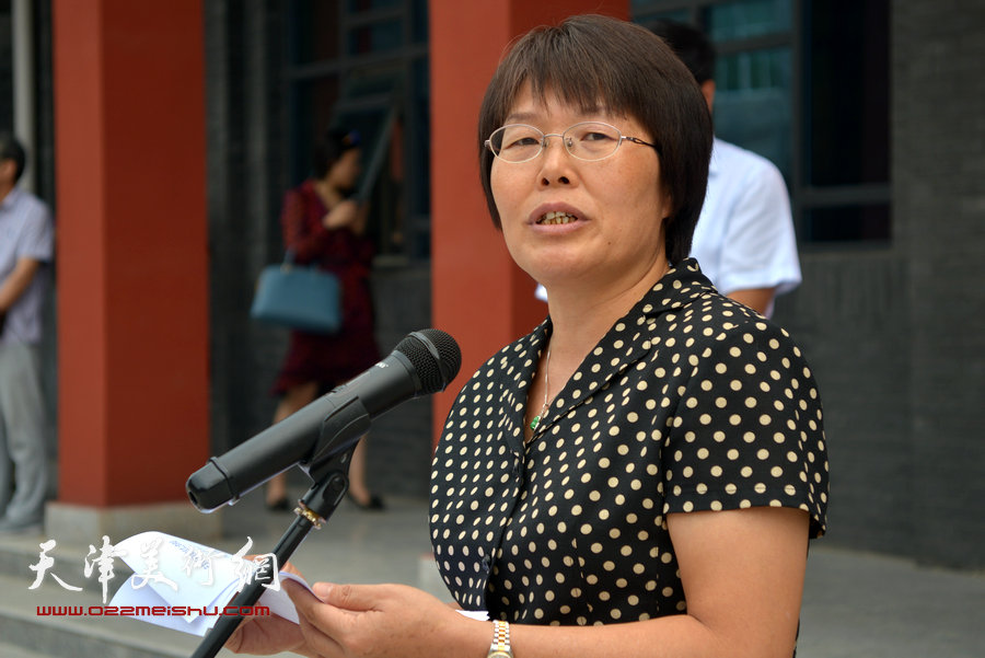宝坻区副区长芮永玲致辞。
