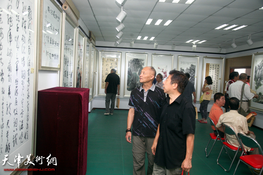 河东区举行纪念抗战胜利70周年书画作品展
