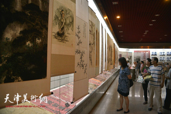 中华魂魄-天津市、区政协历届委员纪念抗日战争胜利70周年书画摄影作品展