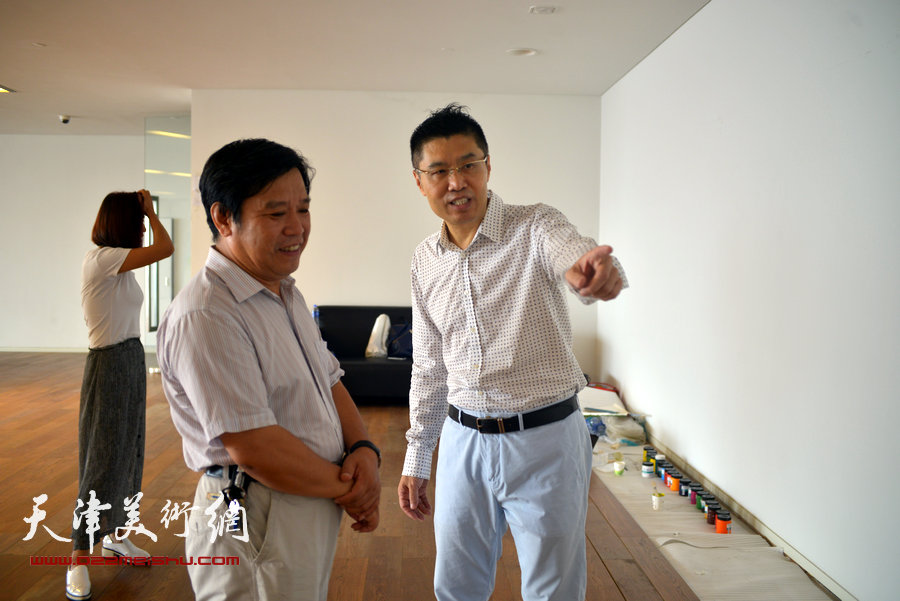 天津美协秘书长李耀春看望国际油画大师程亚杰
