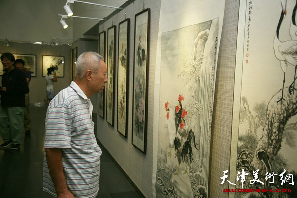 “天津市首届动物画作品展”在天津图书馆展览馆举行