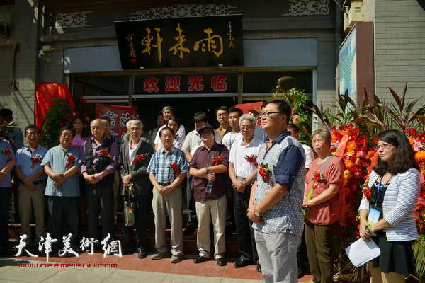 “海津书画院”揭牌仪式暨首届书画展9月19日举行。