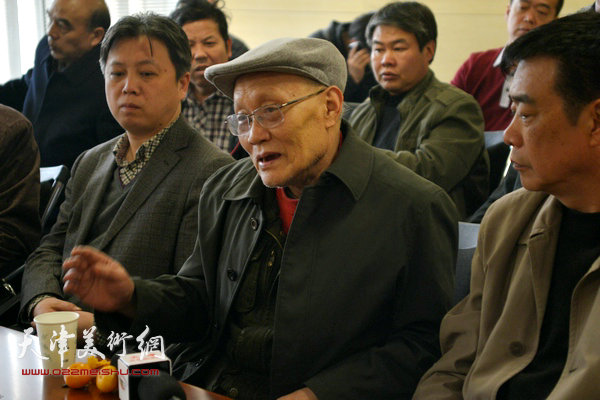 孙长康在任云程作品研讨会上发言。