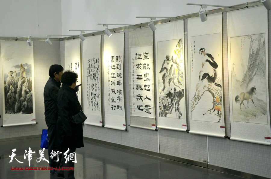 图为纪念刘奎龄诞辰130周年书画提名展览现场。