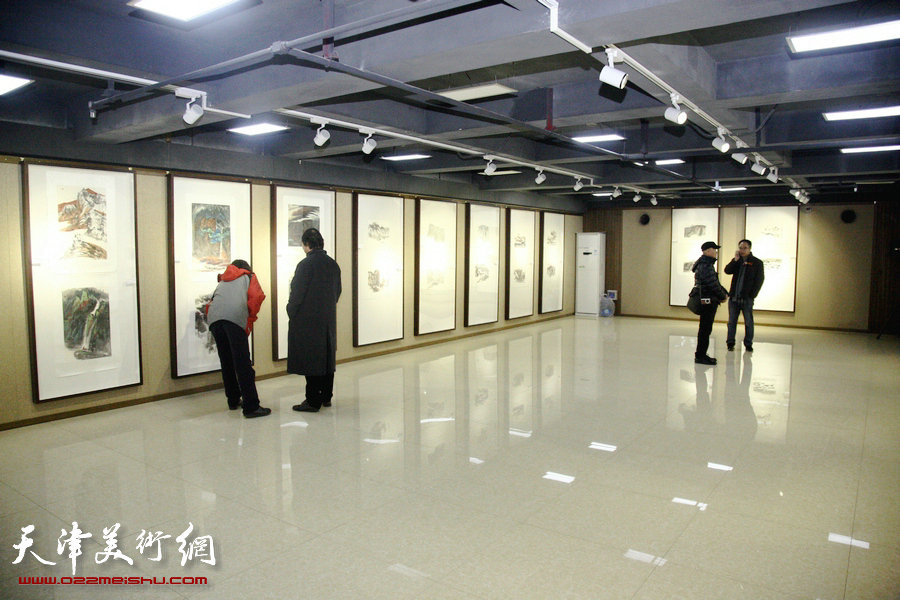 天山南北好地方—刘玉社小幅水墨新疆山水画作品展