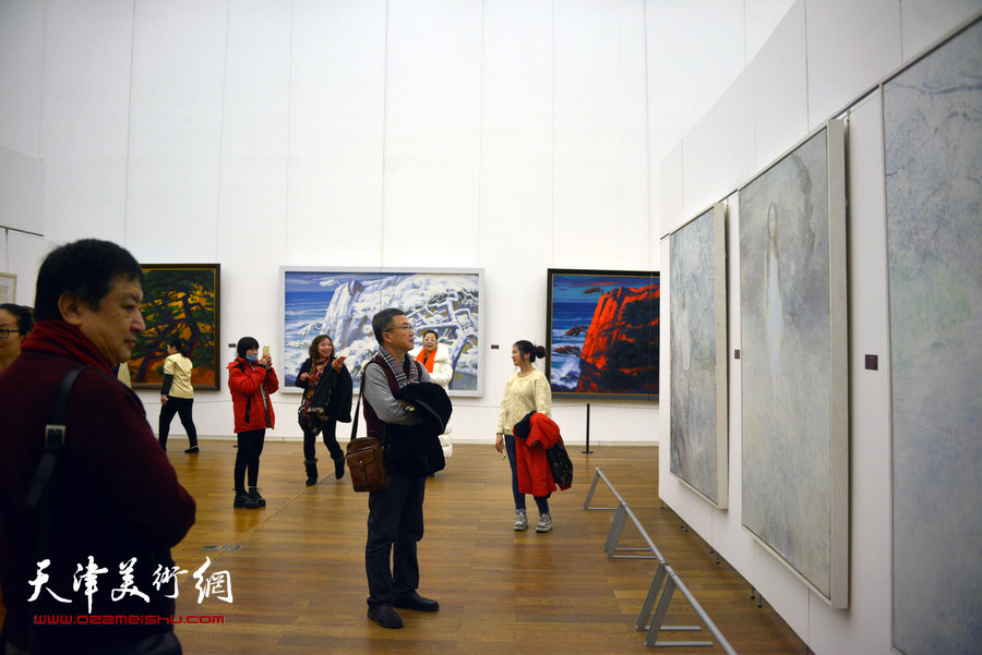 “中国精神”第四届中国油画展展览现场。