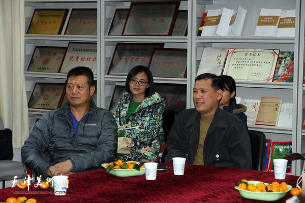 天津工业大学工会常务副主席霍桂立致辞。