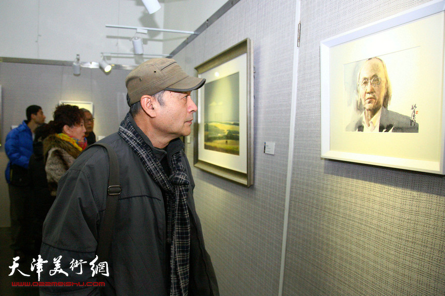 自游·自在—石增琇水彩画作品展在天津图书馆开幕