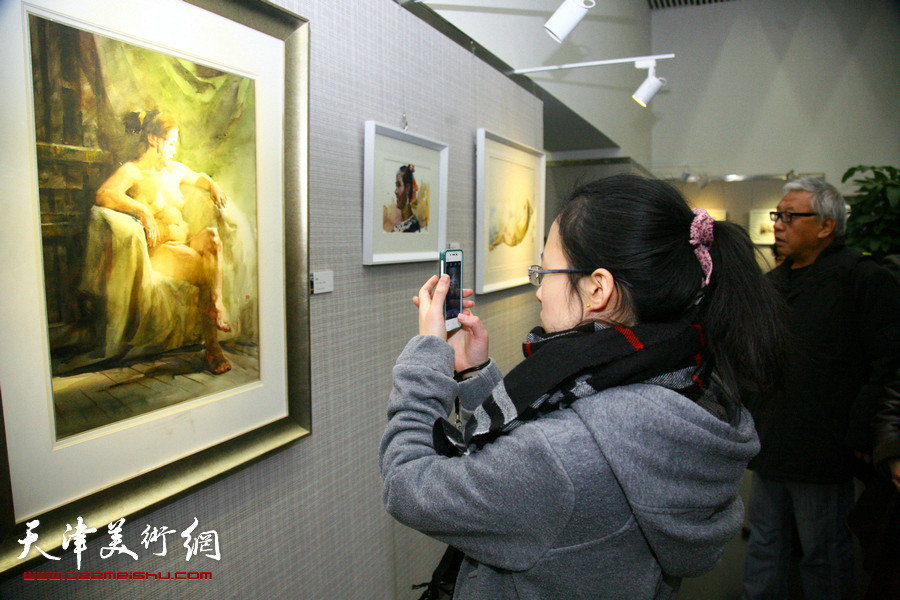 自游·自在—石增琇水彩画作品展展览现场。