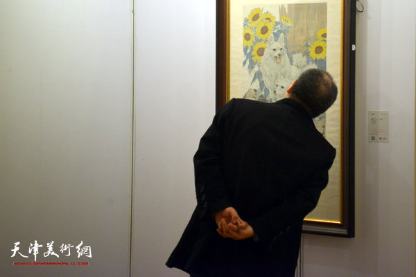 鼎天国际2015秋季艺术品拍卖会今天起在天津迎宾馆举行预展。