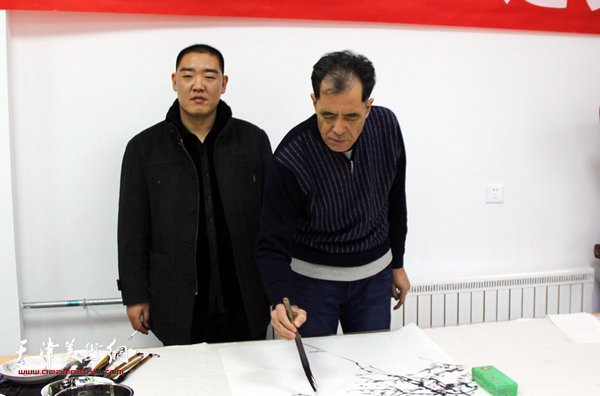 张志连在活动现场