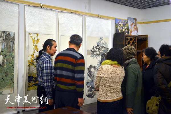 “夕阳红师生展”在天津云中天茶叶城观宝堂举行