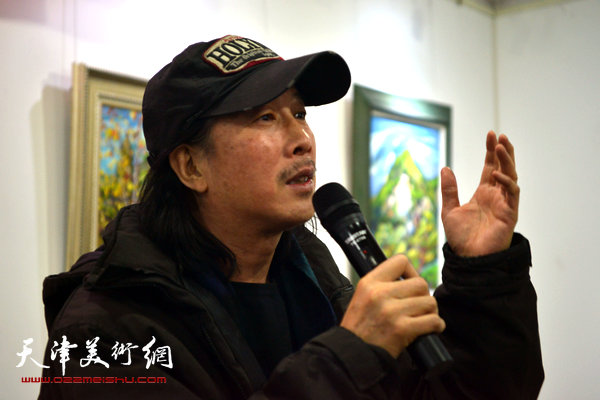天津美院教授、著名画家周世麟致辞。