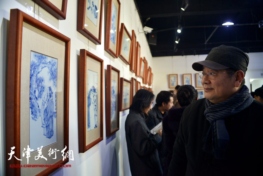 天津首届百名艺术家瓷板艺术邀请展