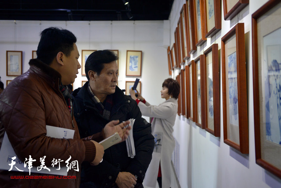 天津首届百名艺术家瓷板艺术邀请展