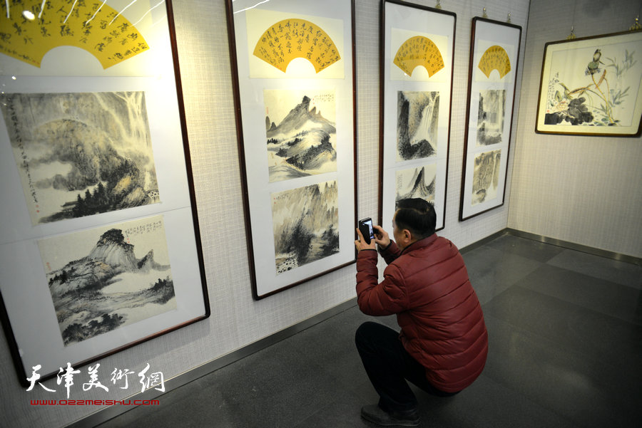 “放舟散怀，以心写境——2016迎新春刘云生个人书画展”在天津图书馆艺术展厅举行。