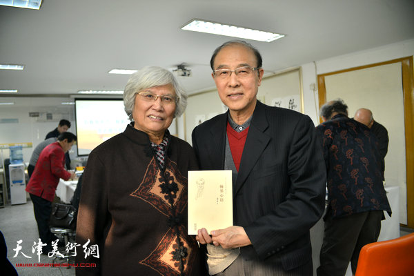 刘春雨与李清和在现场。