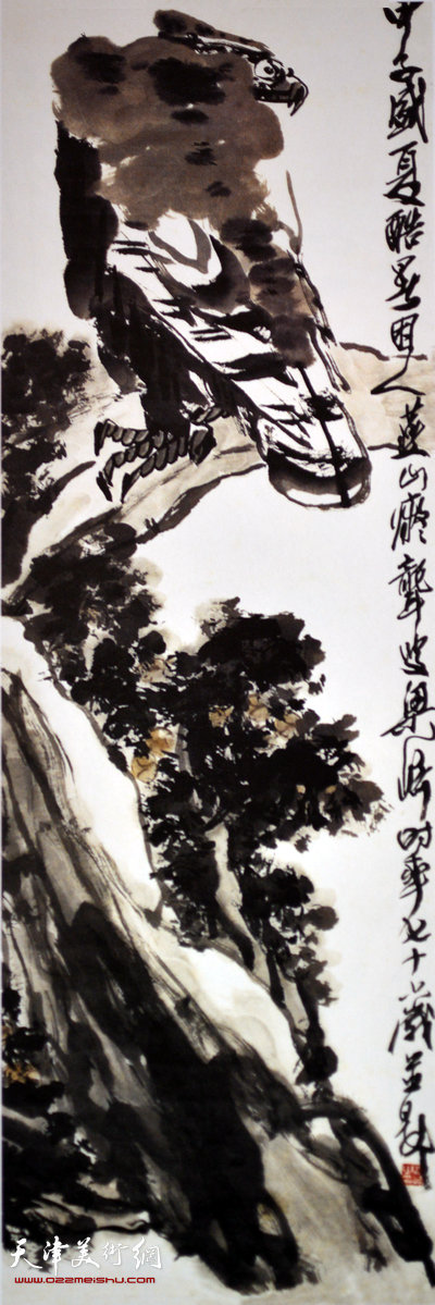 梁崎作品。