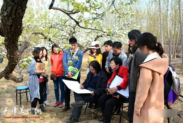 北大高研班贾广健导师带领学生赴永清写生