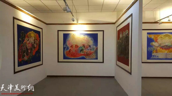 李寅虎个展布展现场。