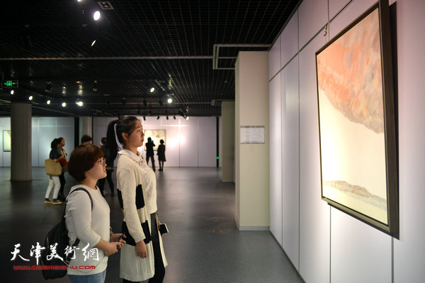 王爱君绘画作品展