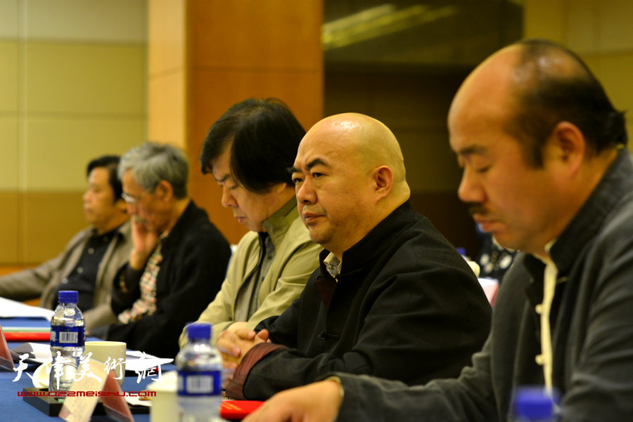 史振岭、尹沧海、孟庆占在成立大会现场。