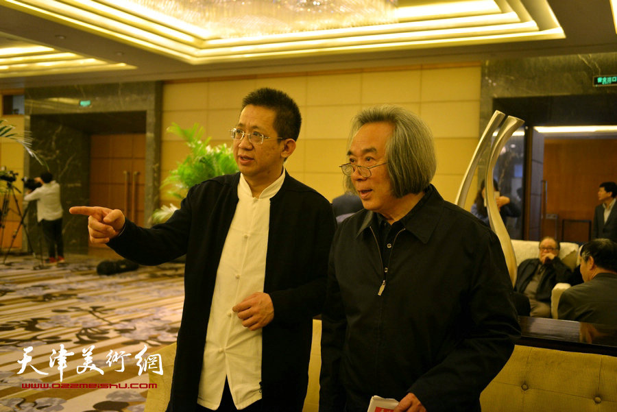 霍春阳、李毅峰在成立大会现场。