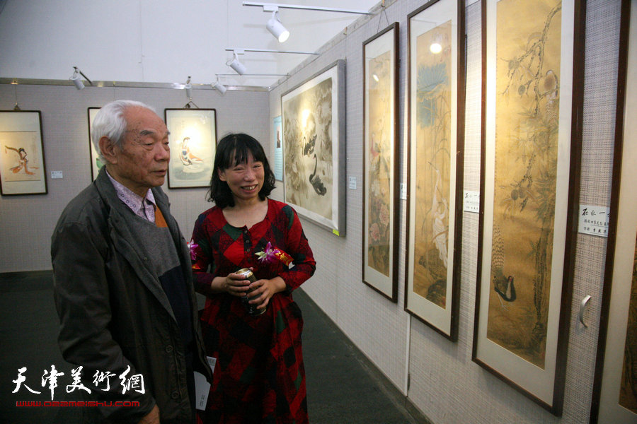 在水一方—当代女画家工笔画精品展