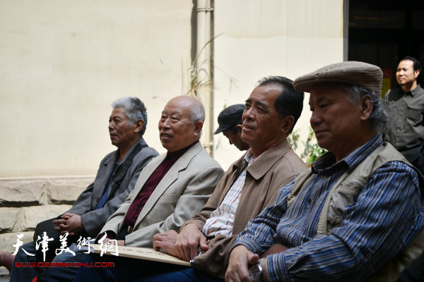 王俊生、李风雨、张志连、王东生在开幕仪式现场。