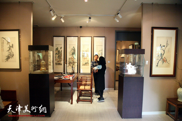 爱新觉罗·溥佐的水墨世界艺术展在鼎天美术公馆开展。