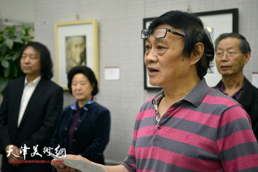 天津美术家协会琚俊雄副主席致辞。