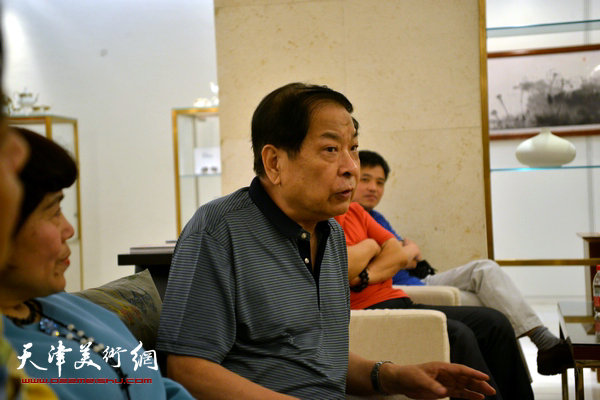 赵新立绘画作品品鉴沙龙在乐天MVP艺术空间举行