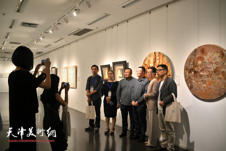 异彩同辉-2016中国-东盟建立对话关系25周年纪念画展