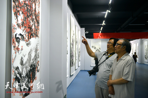 姚占元、宗桂民花鸟作品展在天津美术网艺术馆开展