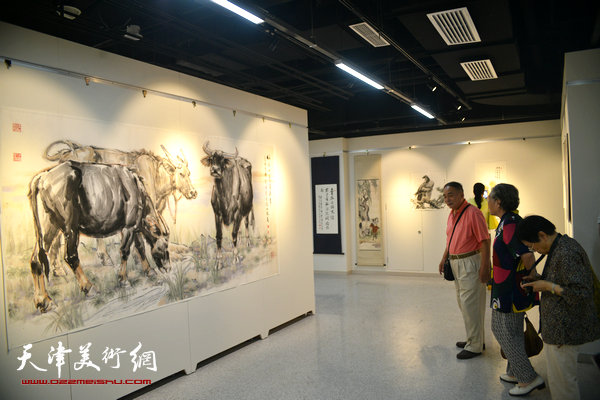 “马踏清风入梦来—孙克维国画精品展”现场。