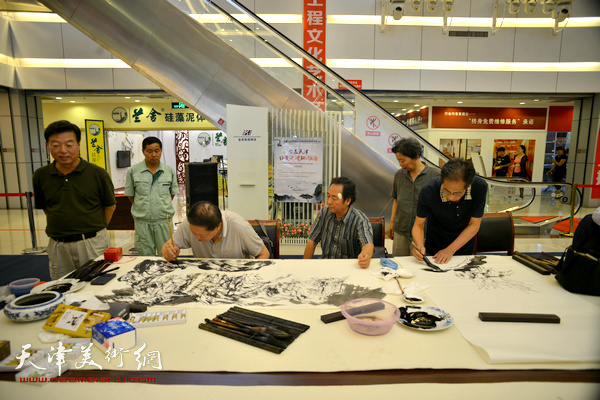 “公益天津 让爱走进环渤海”大型笔会现场。