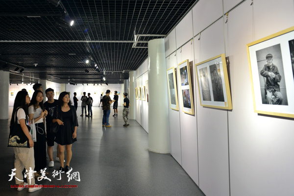 天津美院实验艺术学院综合基础绘画优秀作品展