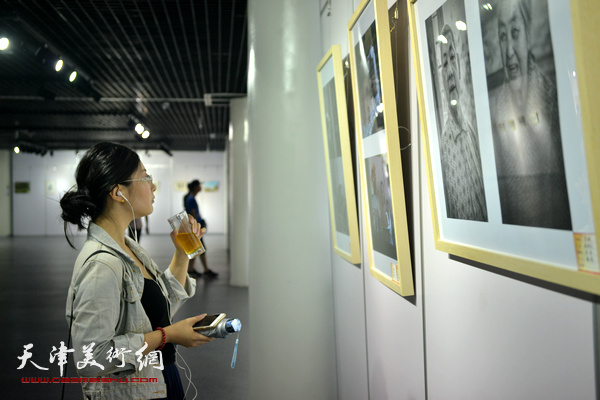 天津美院实验艺术学院综合基础绘画优秀作品展